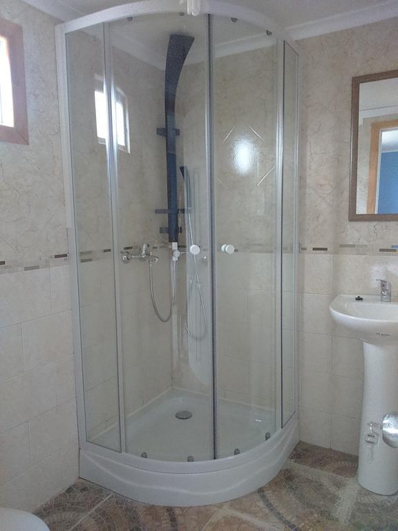 Hostal Guanaco Blanco Puerto Natales Bilik gambar
